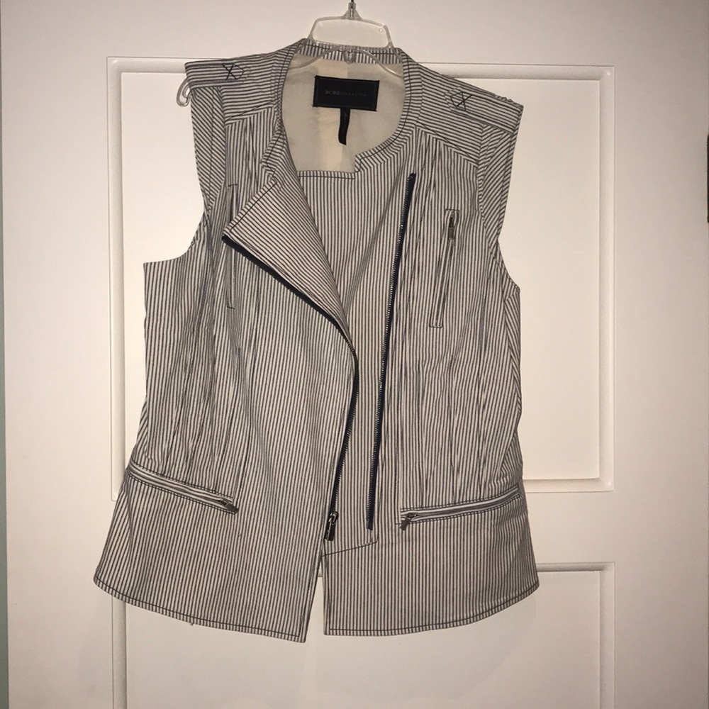 Cool striped BCBG vest